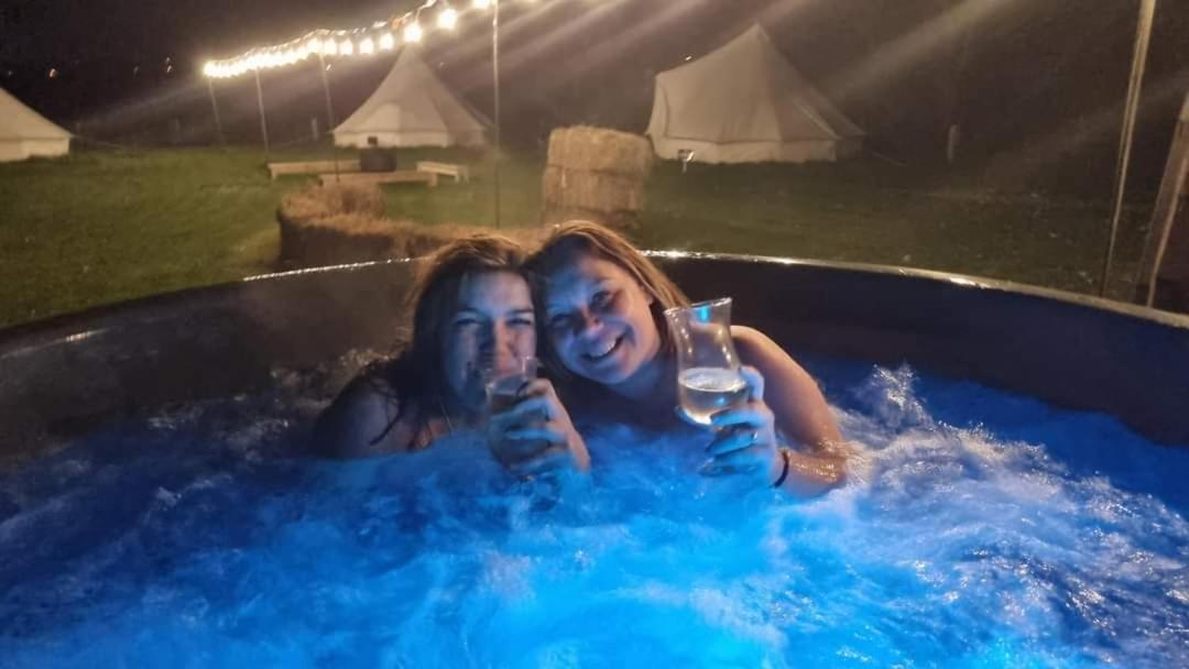 Secret Garden Glamping African Themed Tent Newark-on-Trent  Экстерьер фото